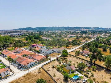 Terreno para Venda em Azeitão (São Lourenço e São Simão)