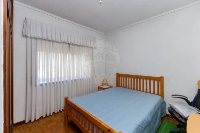 Apartamento T3 para Venda em Mafamude e Vilar do Paraíso