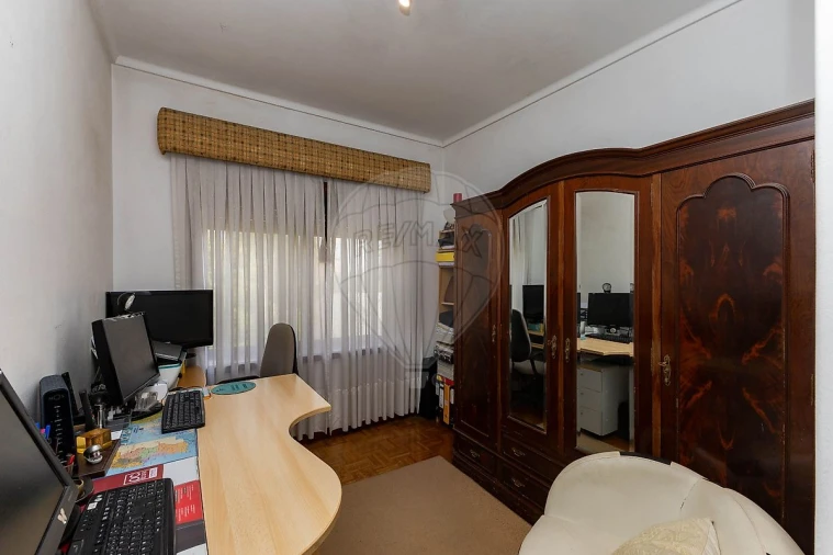 Apartamento T3 para Venda em Mafamude e Vilar do Paraíso Foto 7