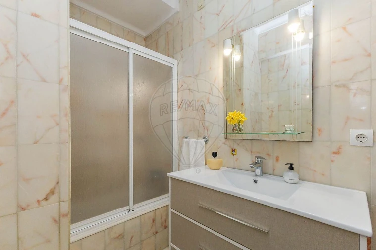 Apartamento T3 para Venda em Mafamude e Vilar do Paraíso Foto 6