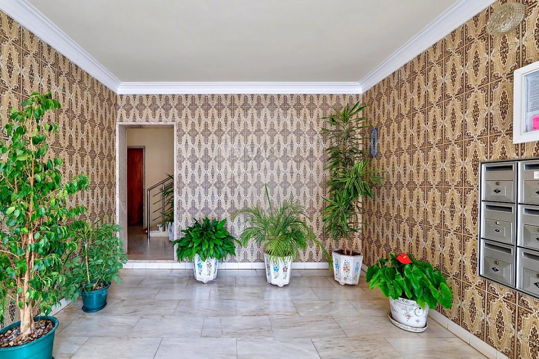 Apartamento T2 para Arrendamento em Benfica Foto 17