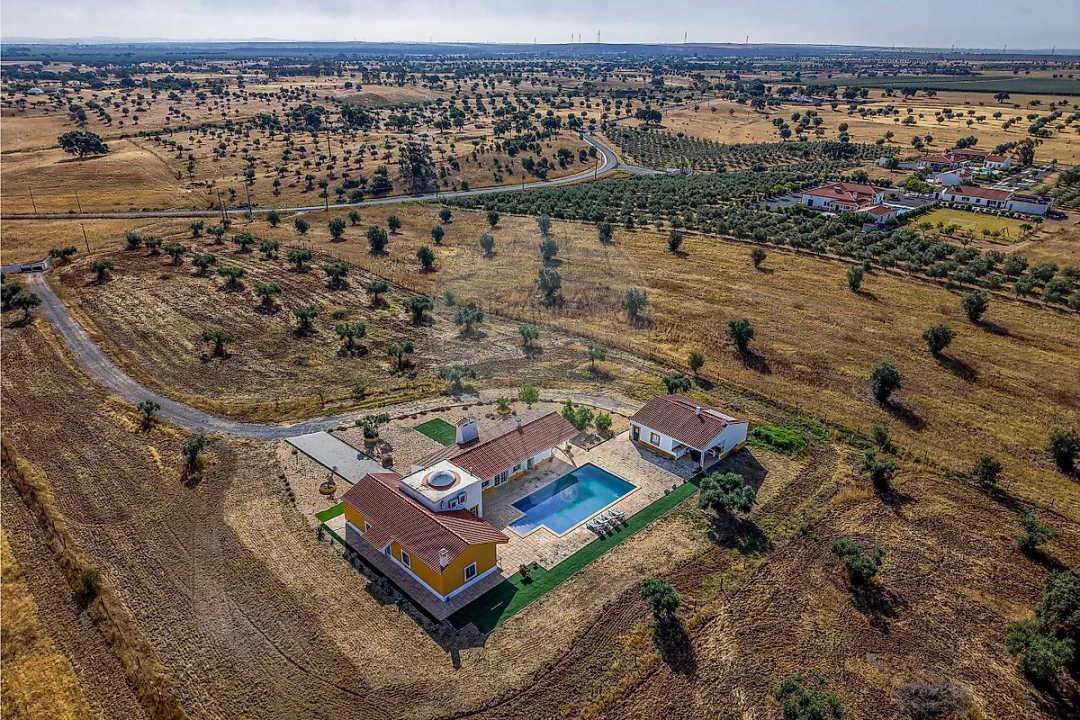Quinta T3 para Venda em Ferreira do Alentejo e Canhestros Foto 28