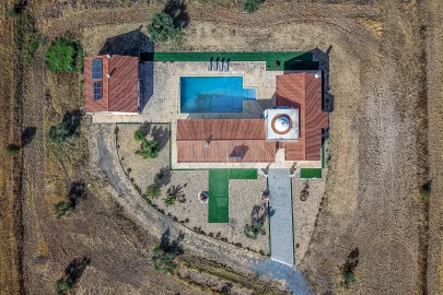 Quinta T3 para Venda em Ferreira do Alentejo e Canhestros