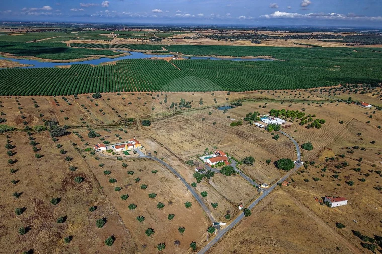Quinta T3 para Venda em Ferreira do Alentejo e Canhestros Foto 30