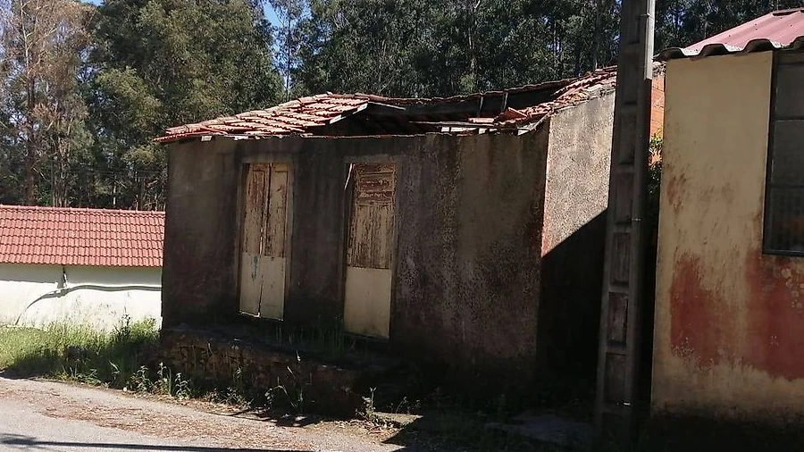 Moradia T2 para Venda em Caldas de São Jorge e Pigeiros