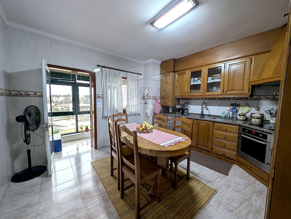 Apartamento T2 para Venda em São João da Madeira Foto 27