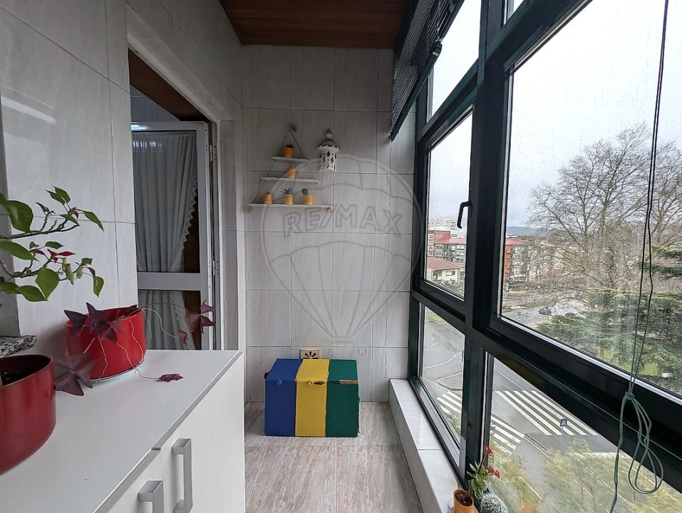 Apartamento T2 para Venda em São João da Madeira Foto 33