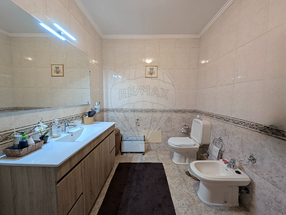 Apartamento T2 para Venda em São João da Madeira Foto 22