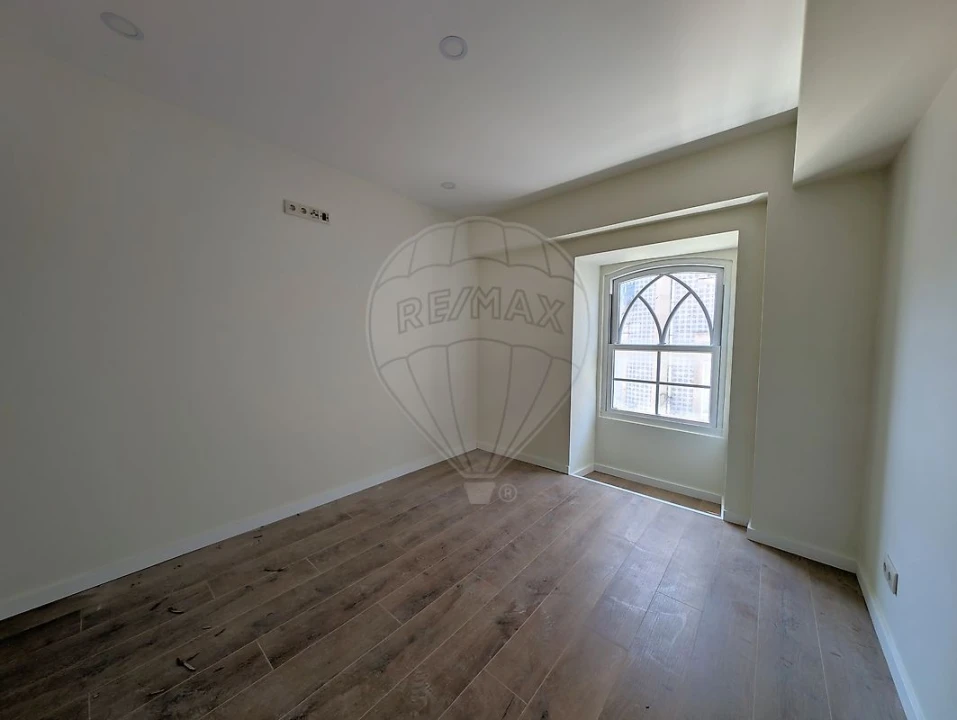 Apartamento T1 para Venda em Ovar, São João, Arada e São Vicente de Pereira Jusã Foto 3