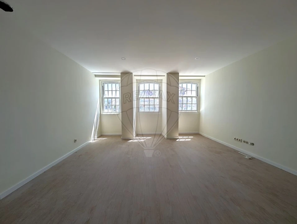 Apartamento T1 para Venda em Ovar, São João, Arada e São Vicente de Pereira Jusã Foto 1
