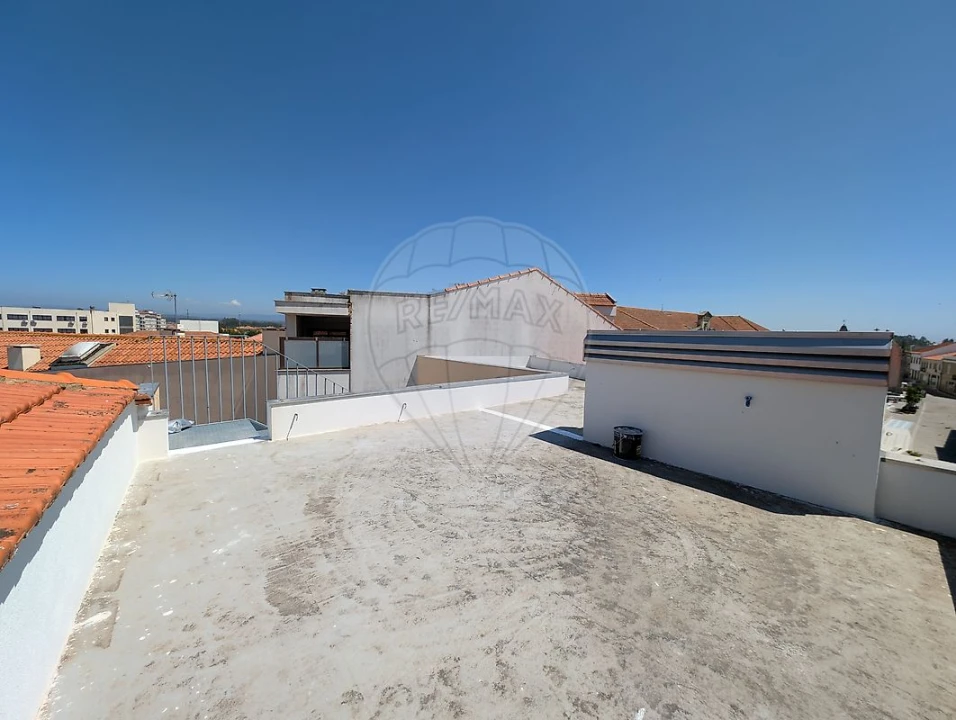Apartamento T1 para Venda em Ovar, São João, Arada e São Vicente de Pereira Jusã Foto 7