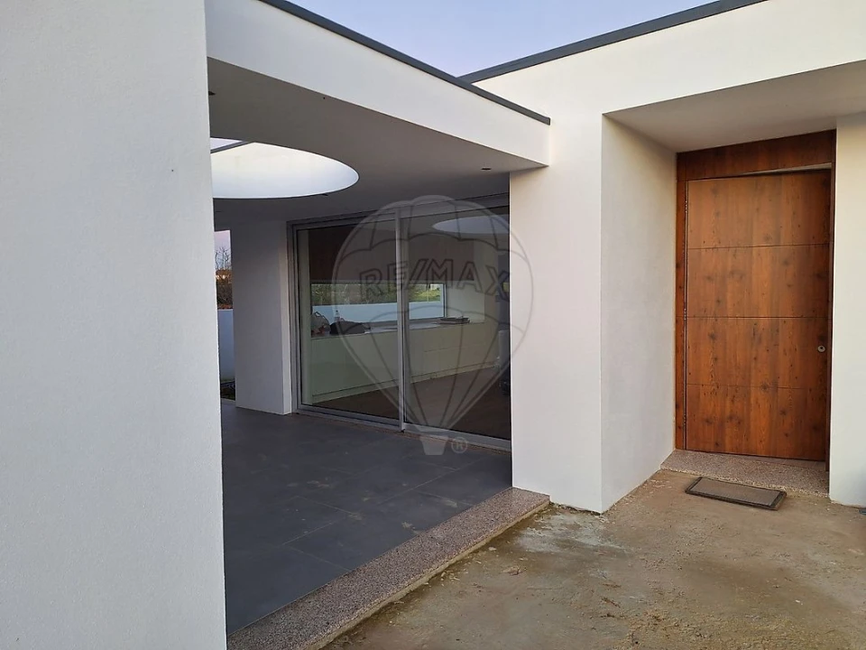 Moradia T3 para Venda em Ovar, São João, Arada e São Vicente de Pereira Jusã Foto 9