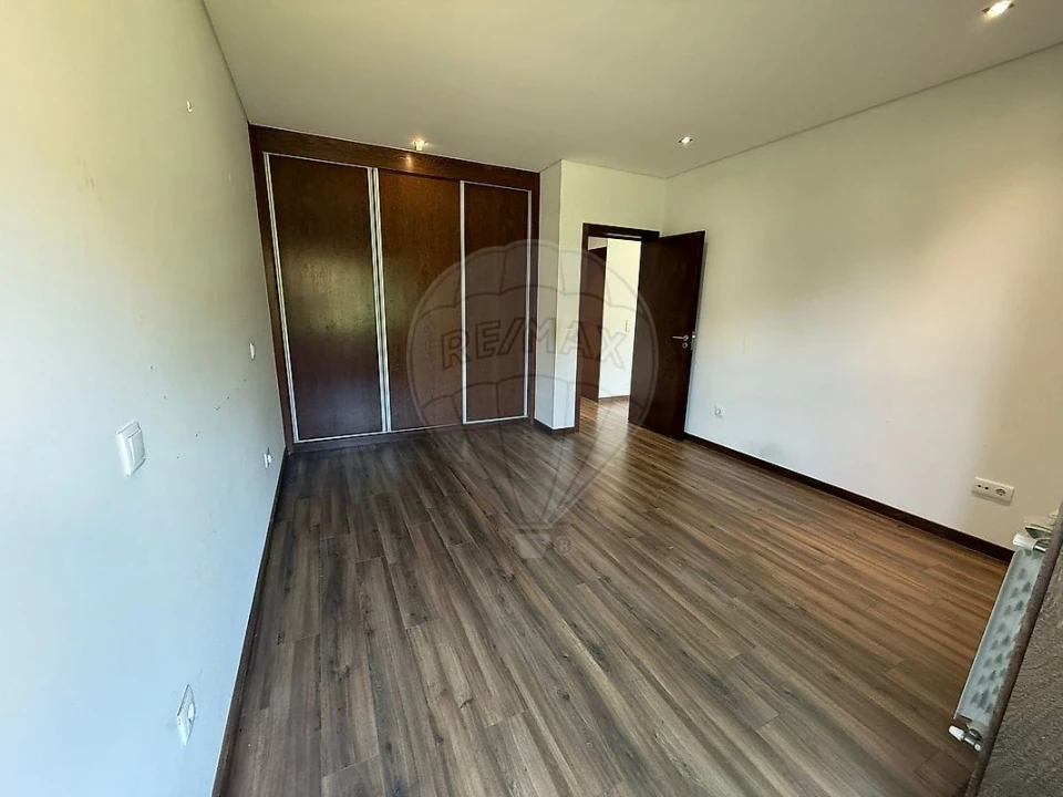 Apartamento T1 para Venda em Ovar, São João, Arada e São Vicente de Pereira Jusã Foto 3