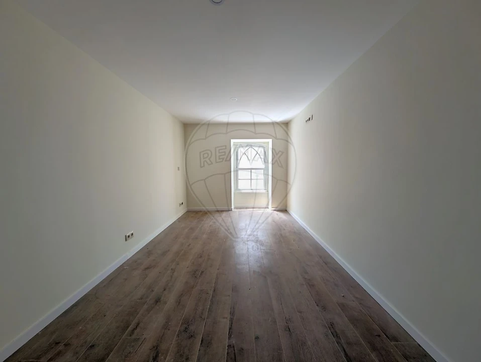 Apartamento T2 para Venda em Ovar, São João, Arada e São Vicente de Pereira Jusã Foto 1