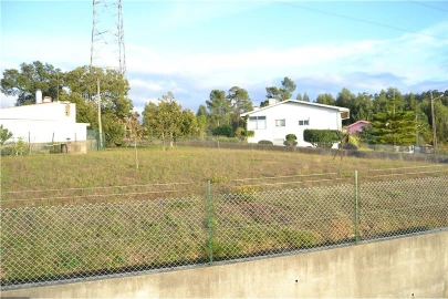 Terreno para Venda em Lobão, Gião, Louredo e Guisande