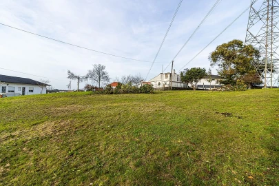 Terreno para Venda em Lobão, Gião, Louredo e Guisande