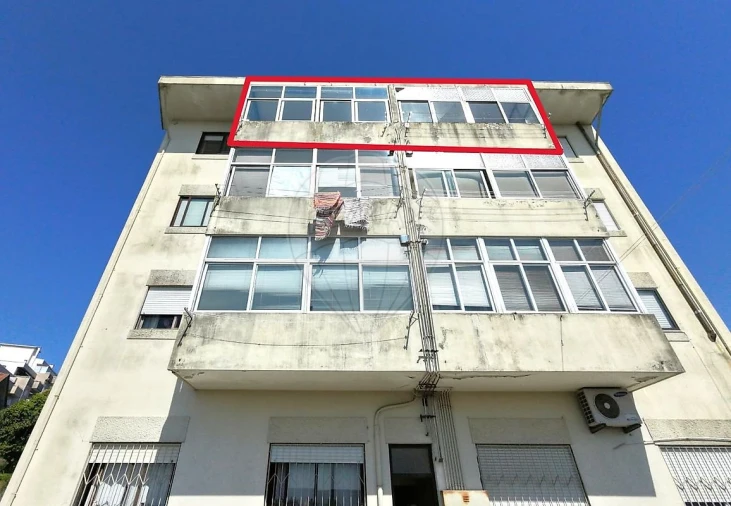 Apartamento T3 para Venda em São João da Madeira Foto 32