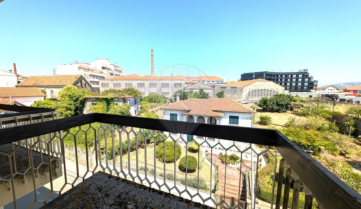 Apartamento T3 para Venda em São João da Madeira Foto 16