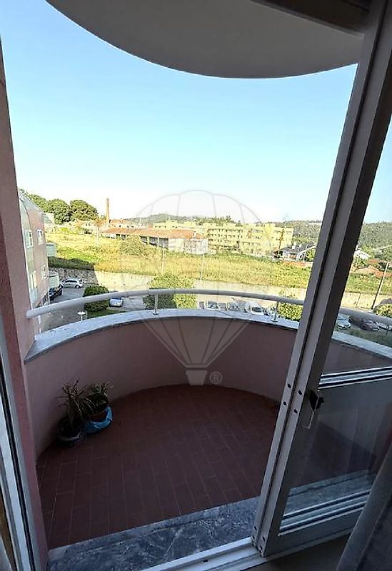 Apartamento T2 para Venda em Santa Maria de Lamas Foto 5