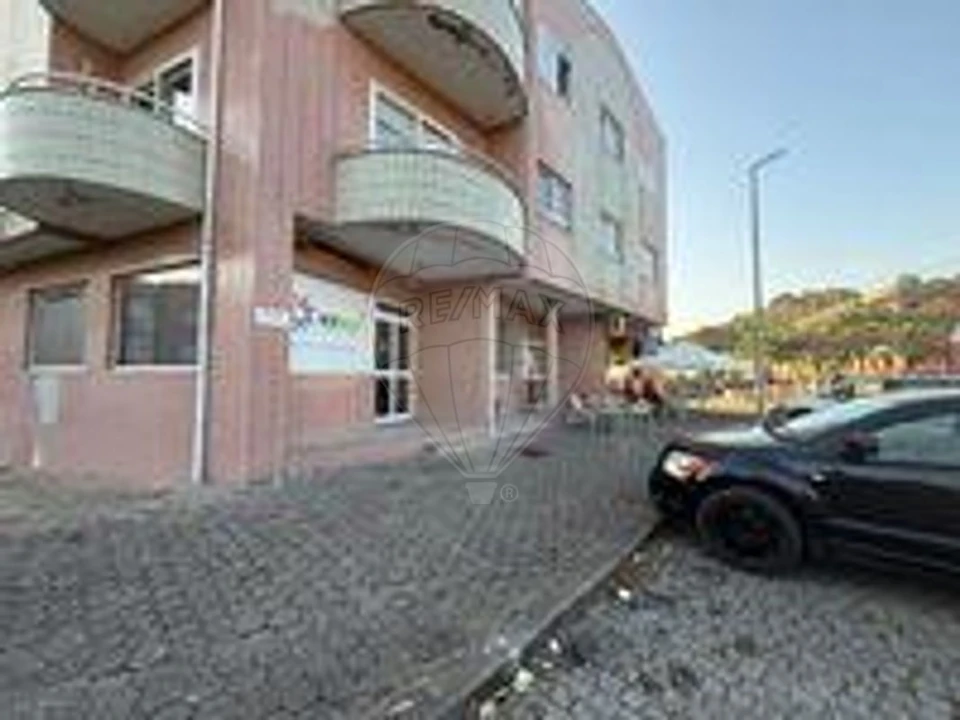 Apartamento T2 para Venda em Santa Maria de Lamas Foto 23