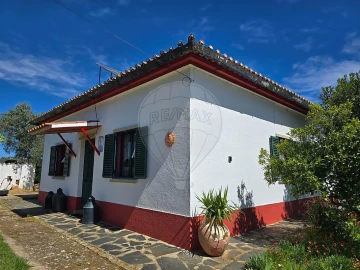 Moradia T2 para Venda em Esperança