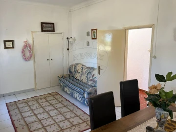 Moradia T2 para Venda em Esperança