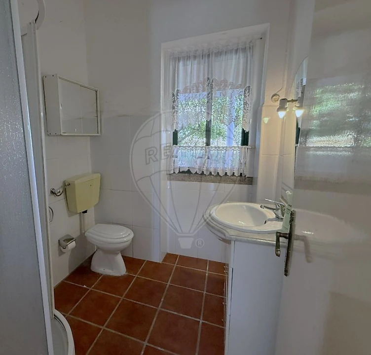 Moradia T2 para Venda em Esperança Foto 17