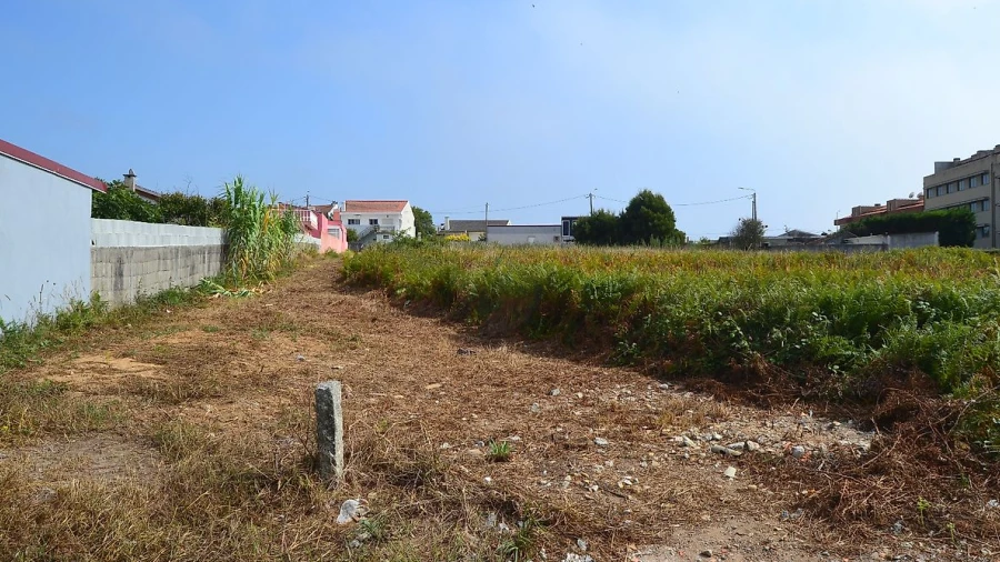 Terreno para Venda em Santa Marinha e São Pedro da Afurada