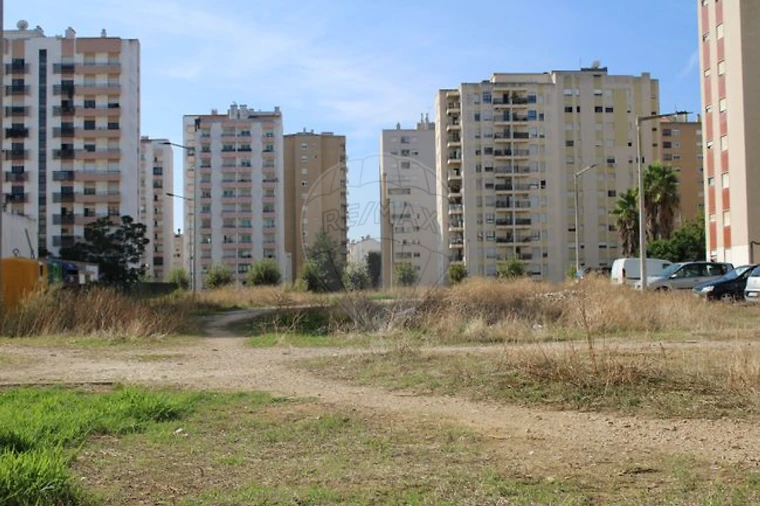 Terreno para Venda em Carregado e Cadafais Foto 6