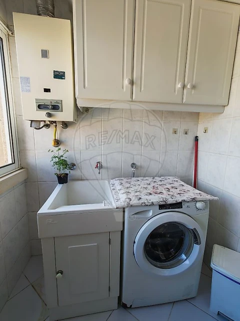 Apartamento T3 para Arrendamento em Glória e Vera Cruz