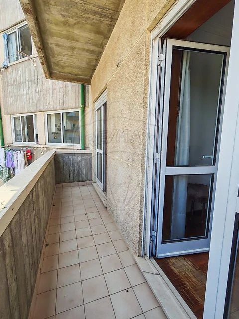 Apartamento T3 para Arrendamento em Glória e Vera Cruz