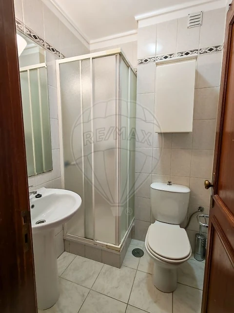 Apartamento T3 para Arrendamento em Glória e Vera Cruz