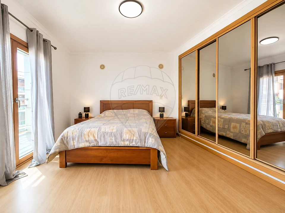 Apartamento T3 para Venda em Alverca do Ribatejo e Sobralinho Foto 17