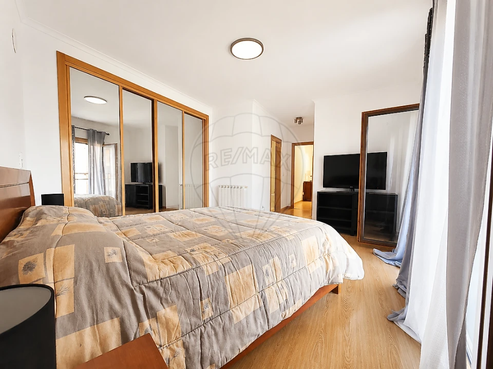 Apartamento T3 para Venda em Alverca do Ribatejo e Sobralinho Foto 44