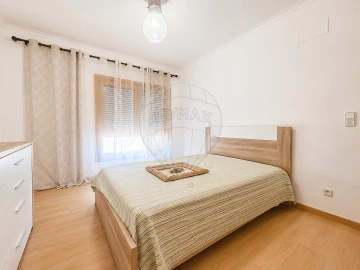 Apartamento T3 para Venda em Alverca do Ribatejo e Sobralinho