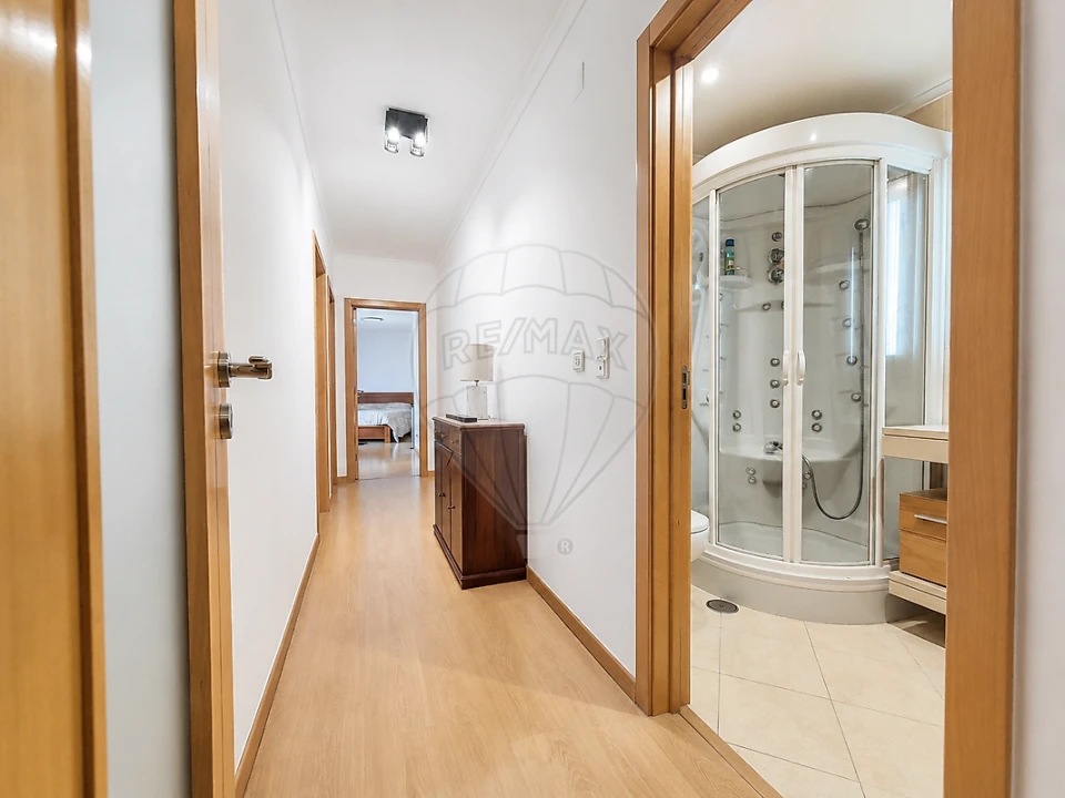 Apartamento T3 para Venda em Alverca do Ribatejo e Sobralinho Foto 29