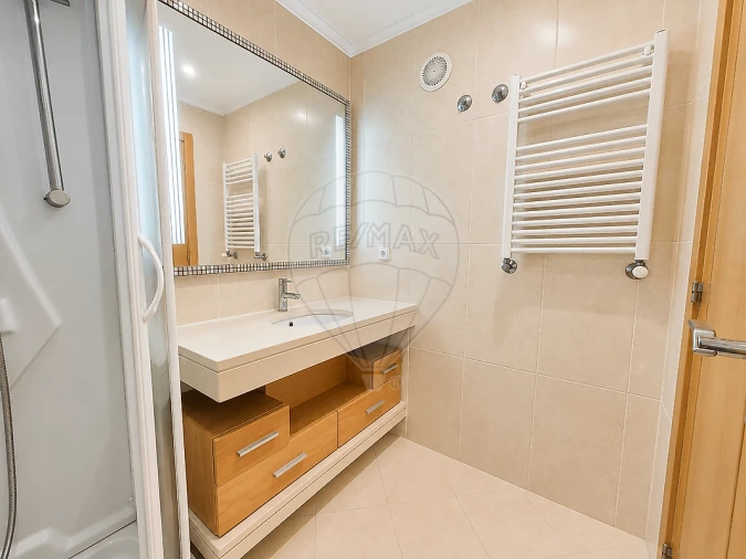 Apartamento T3 para Venda em Alverca do Ribatejo e Sobralinho Foto 27