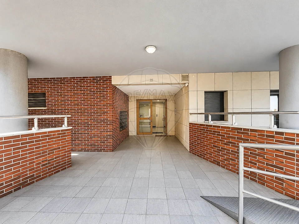 Apartamento T3 para Venda em Alverca do Ribatejo e Sobralinho Foto 1