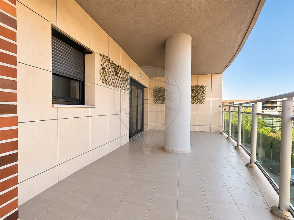 Apartamento T3 para Venda em Alverca do Ribatejo e Sobralinho Foto 33