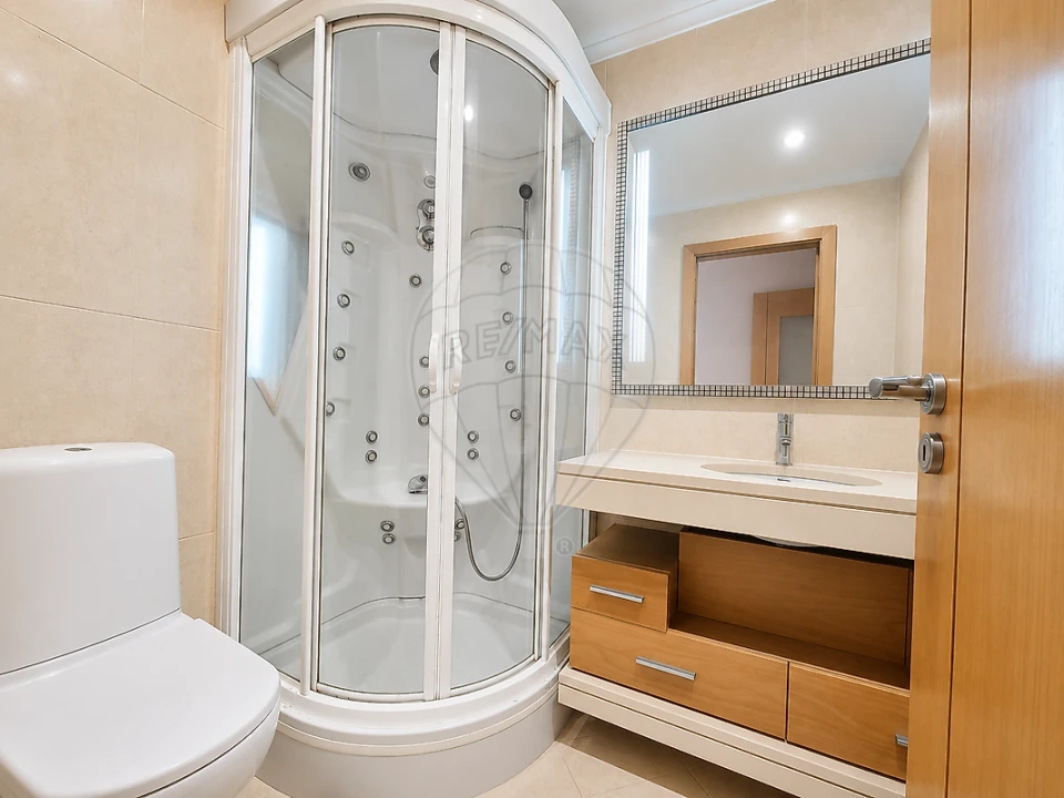 Apartamento T3 para Venda em Alverca do Ribatejo e Sobralinho Foto 26