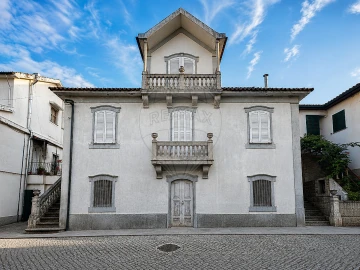 Moradia T5 para Venda em Celeiros