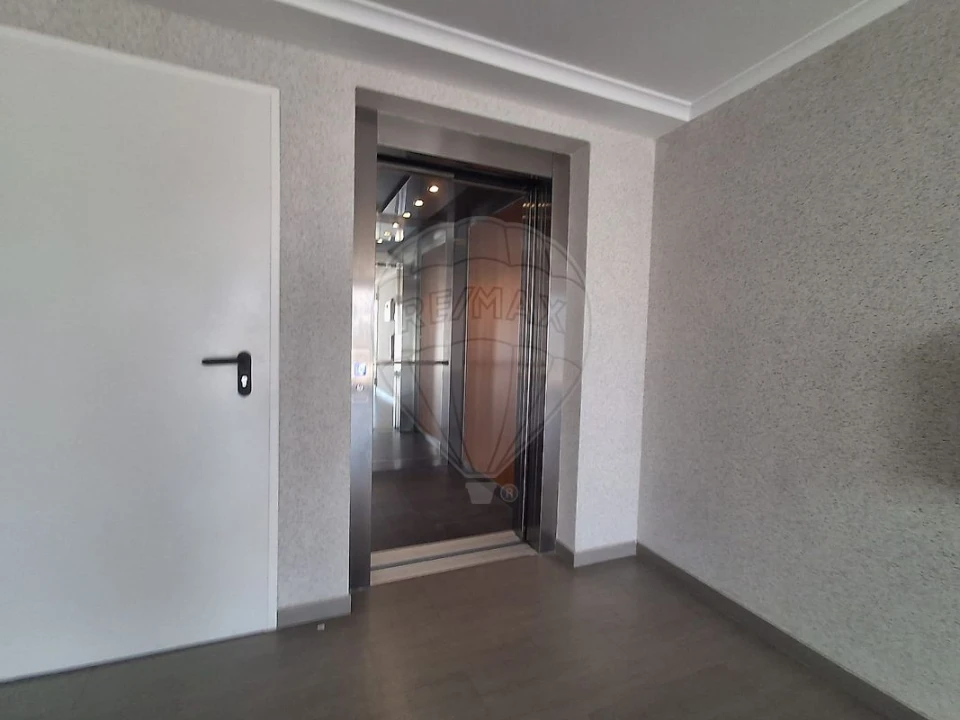 Apartamento para Venda em Nazare Foto 2