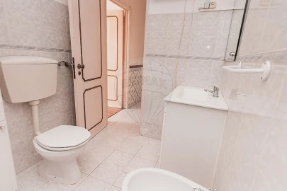 Apartamento T1 para Venda em Seixal, Arrentela e Aldeia de Paio Pires