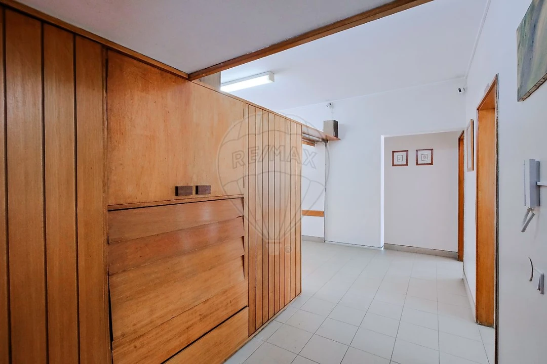 Apartamento T4 para Venda em Cascais e Estoril Foto 6