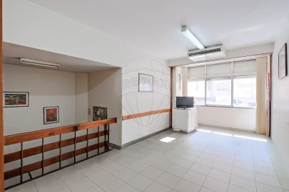 Apartamento T4 para Venda em Cascais e Estoril
