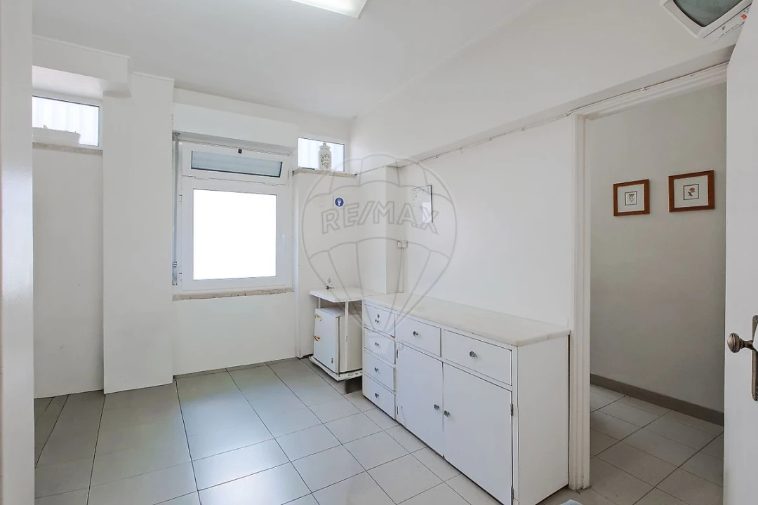 Apartamento T4 para Venda em Cascais e Estoril Foto 10