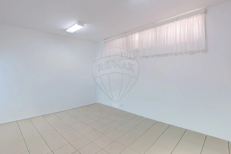Apartamento T4 para Venda em Cascais e Estoril Foto 27