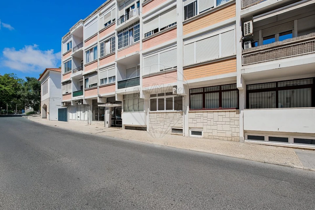 Apartamento T4 para Venda em Cascais e Estoril Foto 4