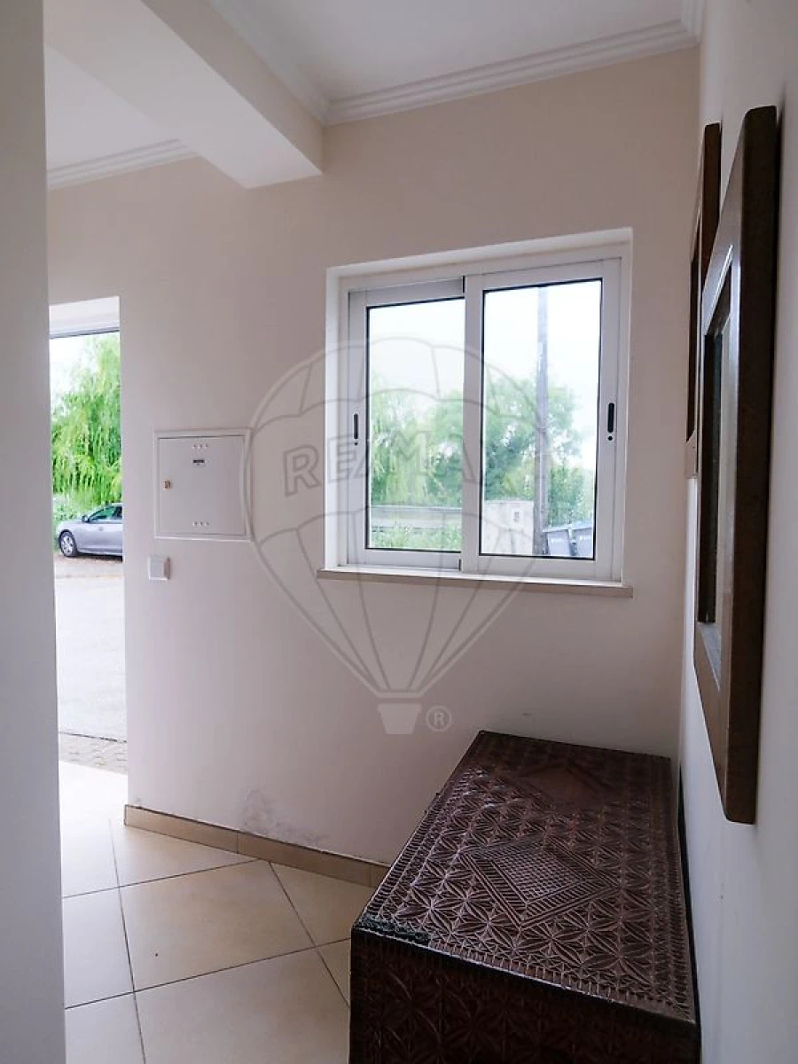 Moradia T2 para Venda em Antuzede e Vil de Matos Foto 21