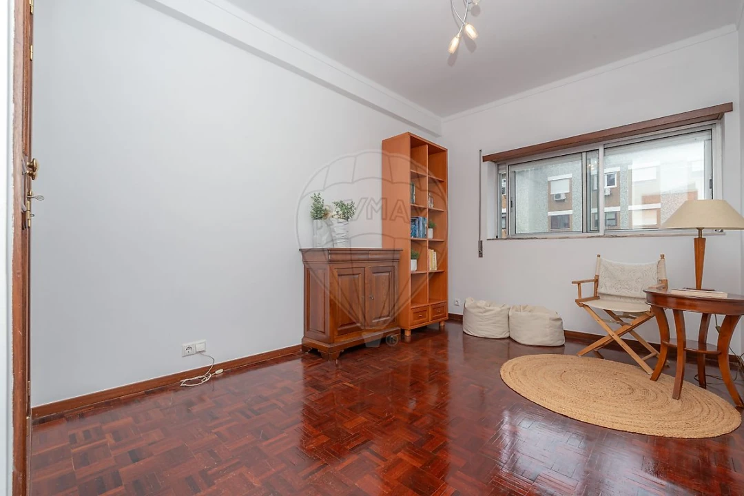 Apartamento T4 para Arrendamento em Sé Nova, Santa Cruz, Almedina e São Bartolomeu Foto 20